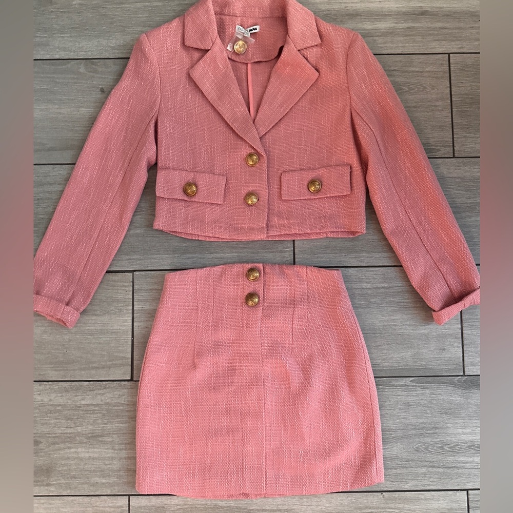 Pink Blazer Skirt Set - Picture 3 of 7